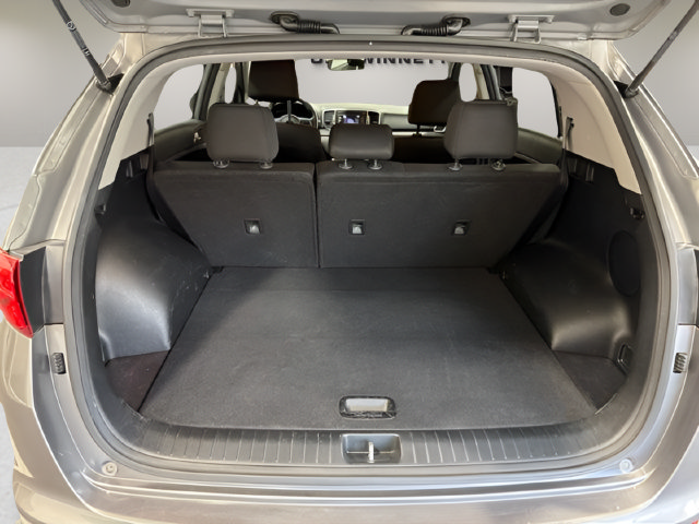 Used 2019 Kia Sportage LX FWD image 32