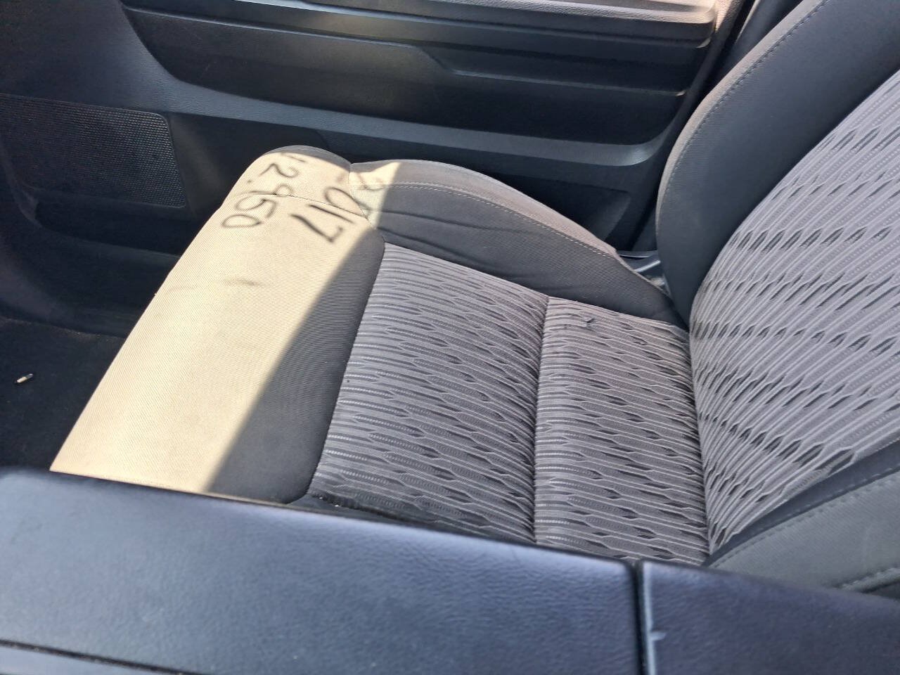 Used 2017 Toyota Tundra SR RWD image 13
