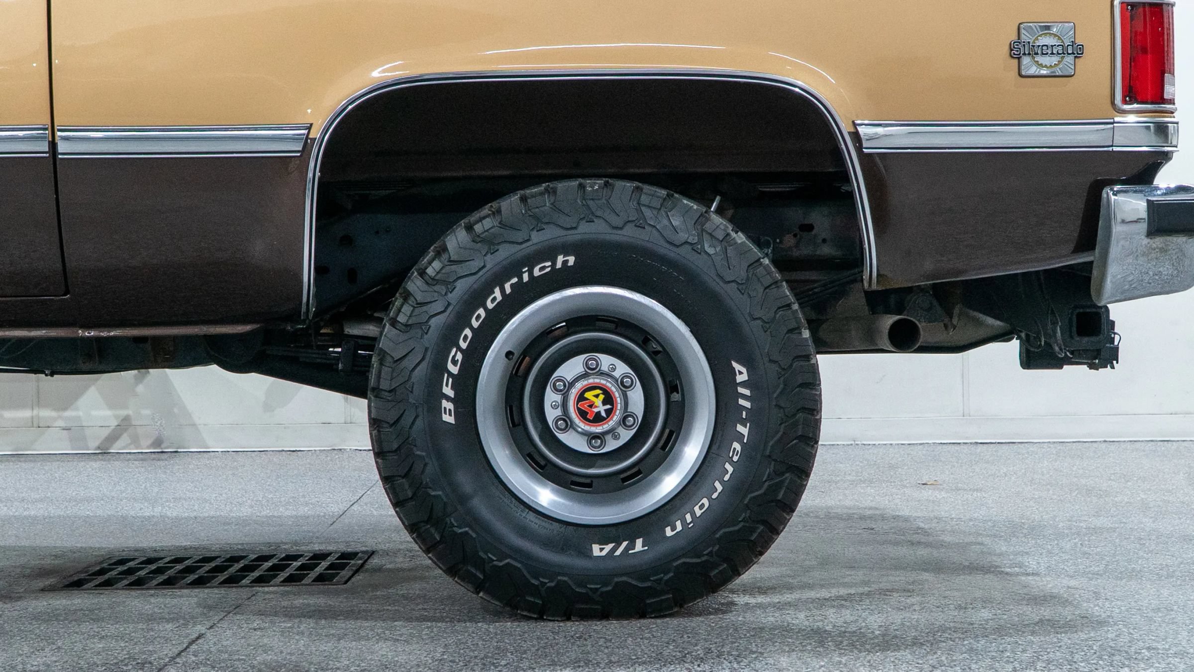 Used 1988 Chevrolet Blazer 4WD image 9