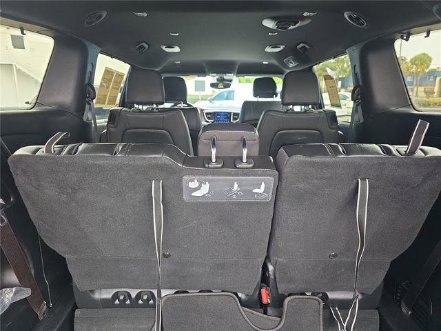 Used 2020 Chrysler Pacifica Touring-L image 9