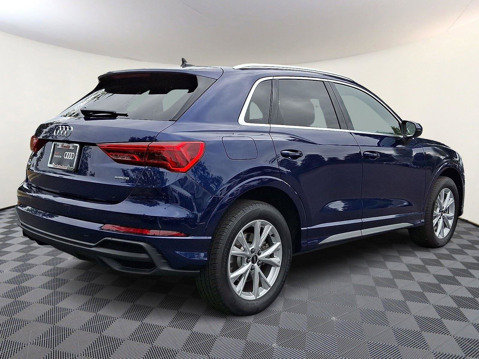 Certified 2025 Audi Q3 2.0T Premium Plus w/ Premium Plus Package AWD/4WD image 6