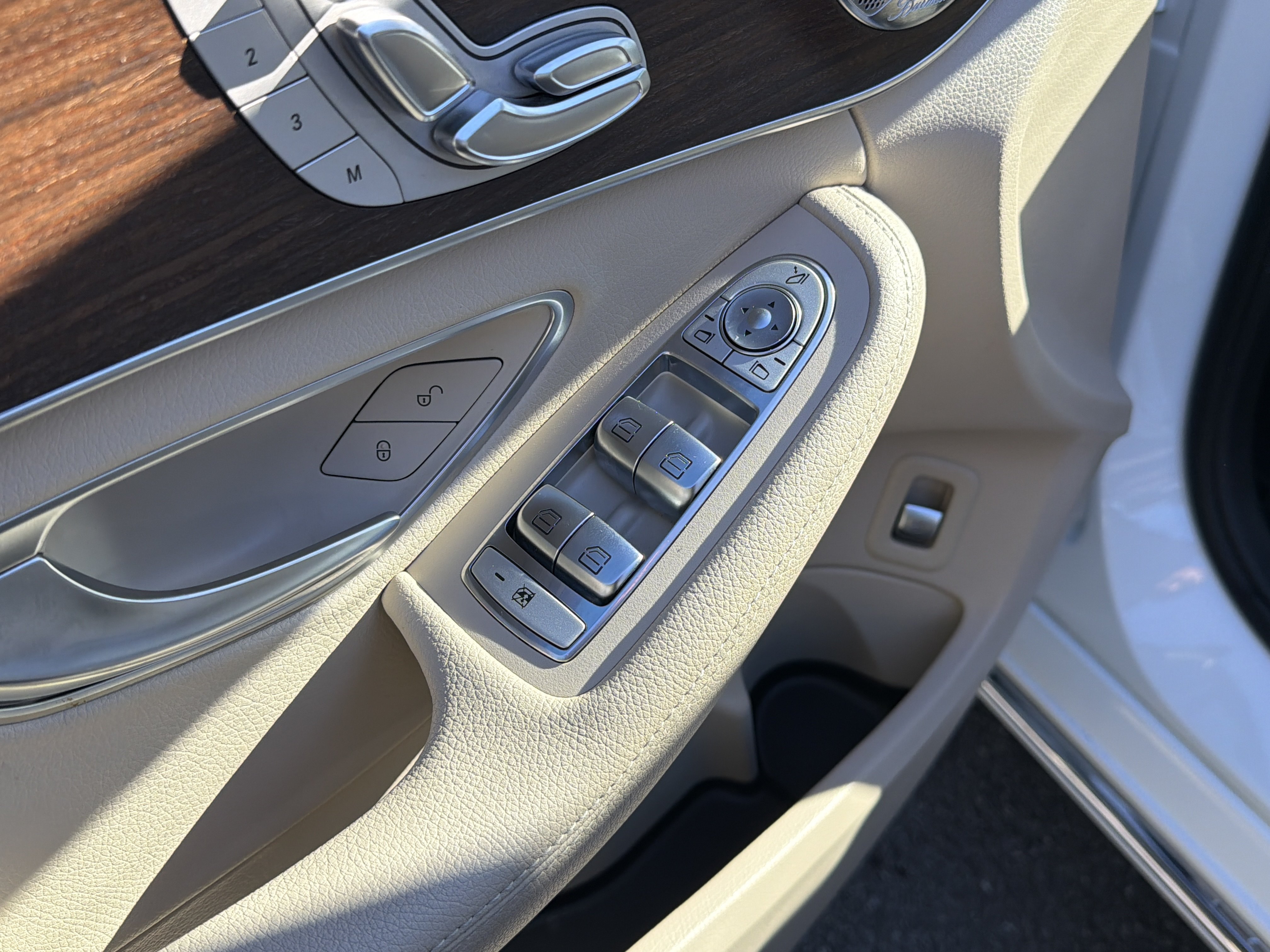 Used 2021 Mercedes-Benz C 300 4MATIC Sedan image 15