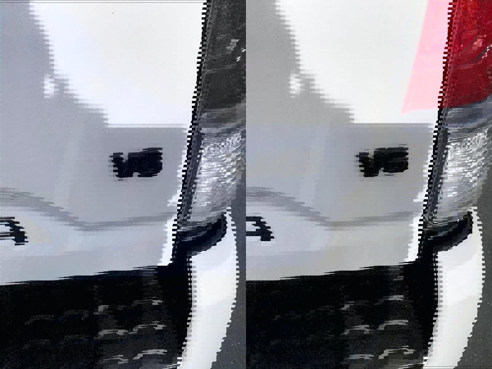 Used 2023 Toyota Tacoma TRD Sport w/ Black Out Package (TMS) image 10