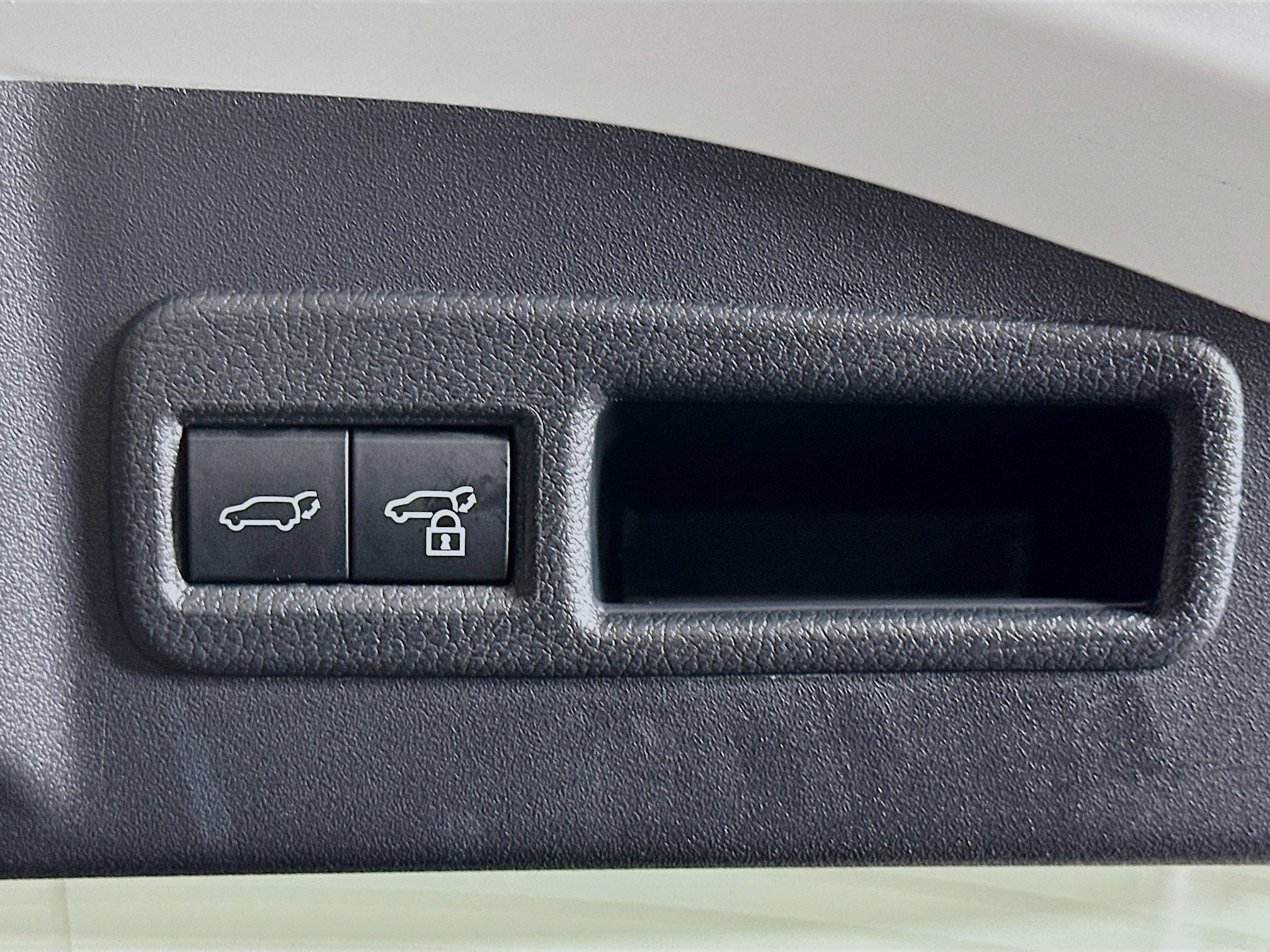 Used 2023 Toyota bZ4X Limited w/ Weather Package image 32