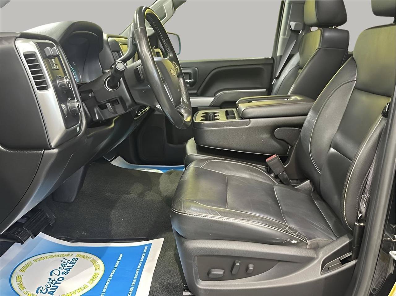Used 2017 Chevrolet Silverado 1500 LT w/ Midnight Edition AWD/4WD image 8