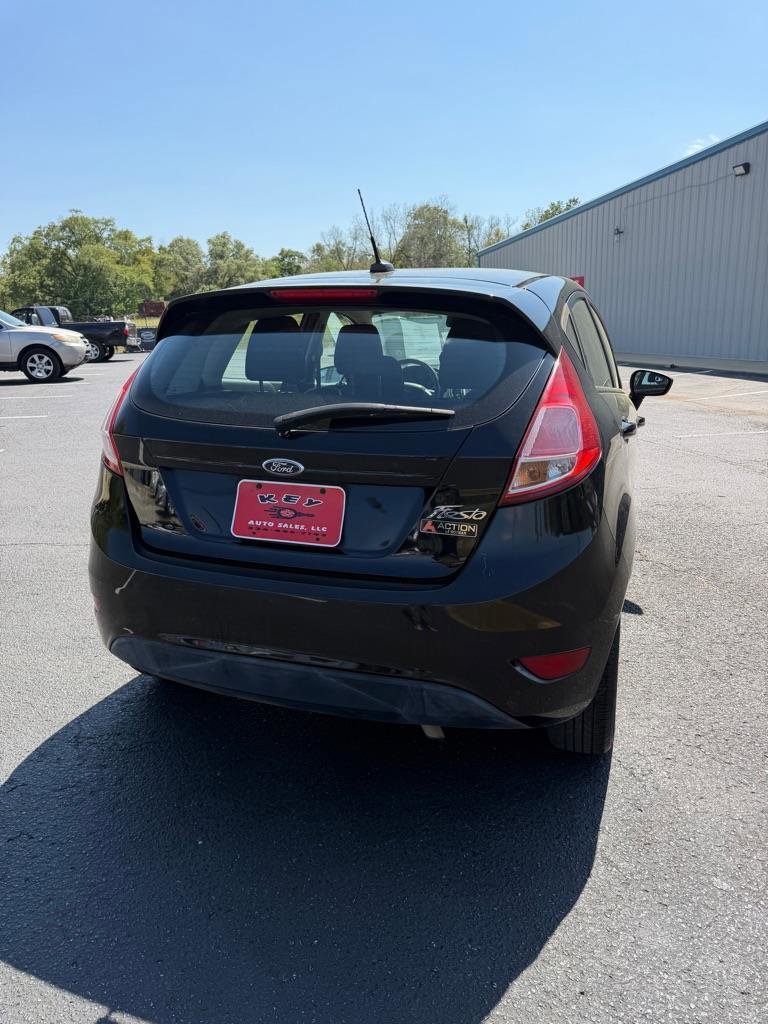 Used 2016 Ford Fiesta S FWD image 4
