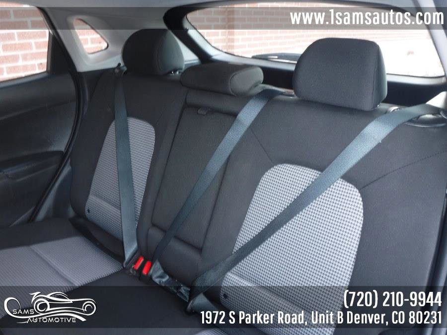 Used 2023 Hyundai Kona SE image 17