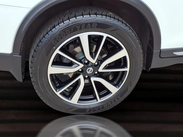 Used 2020 Nissan Rogue SL AWD/4WD image 26
