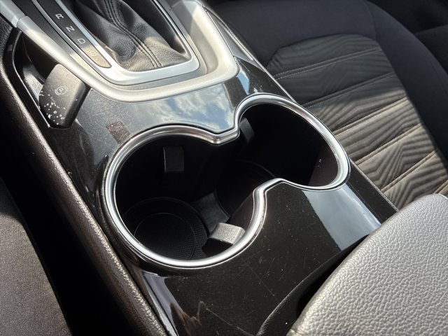 Used 2016 Ford Fusion SE FWD image 35