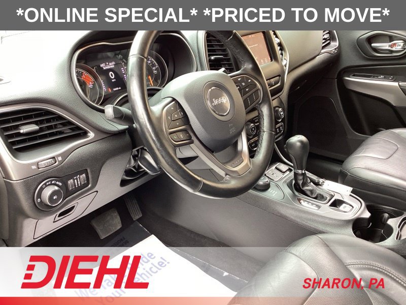 Used 2020 Jeep Cherokee Latitude Lux w/ Trailer Tow Group AWD/4WD image 22