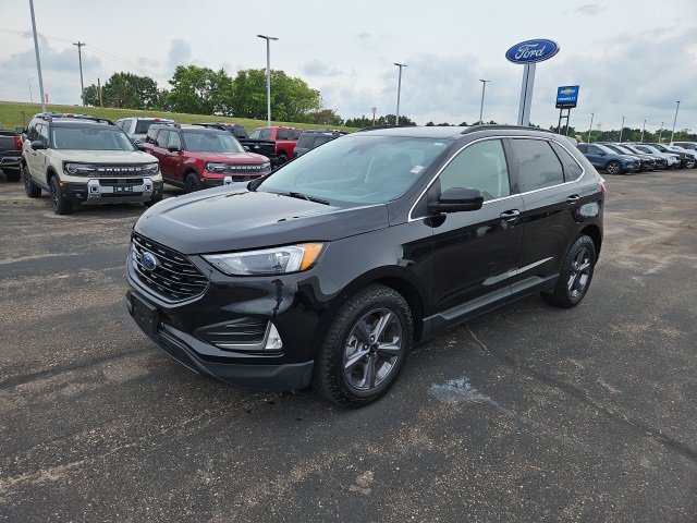 Certified 2022 Ford Edge SEL w/ Sport Appearance Package image 3