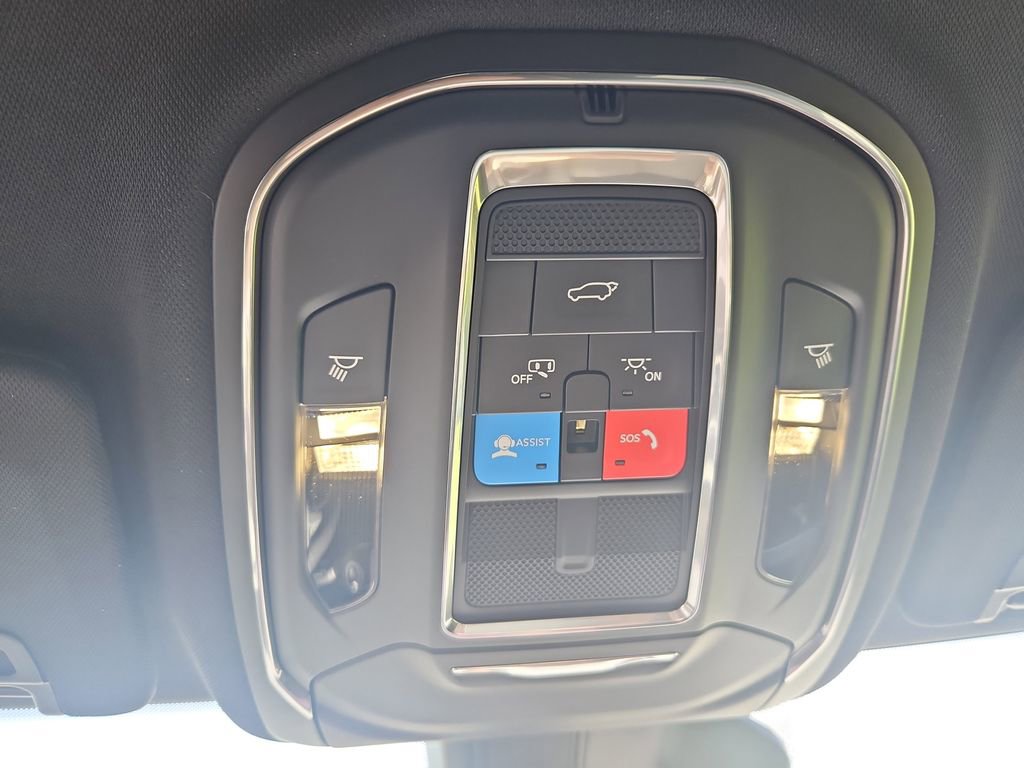 New 2025 Jeep Grand Cherokee L Limited w/ Trailer Tow Package image 20