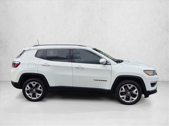 Used 2019 Jeep Compass Limited AWD/4WD image 4