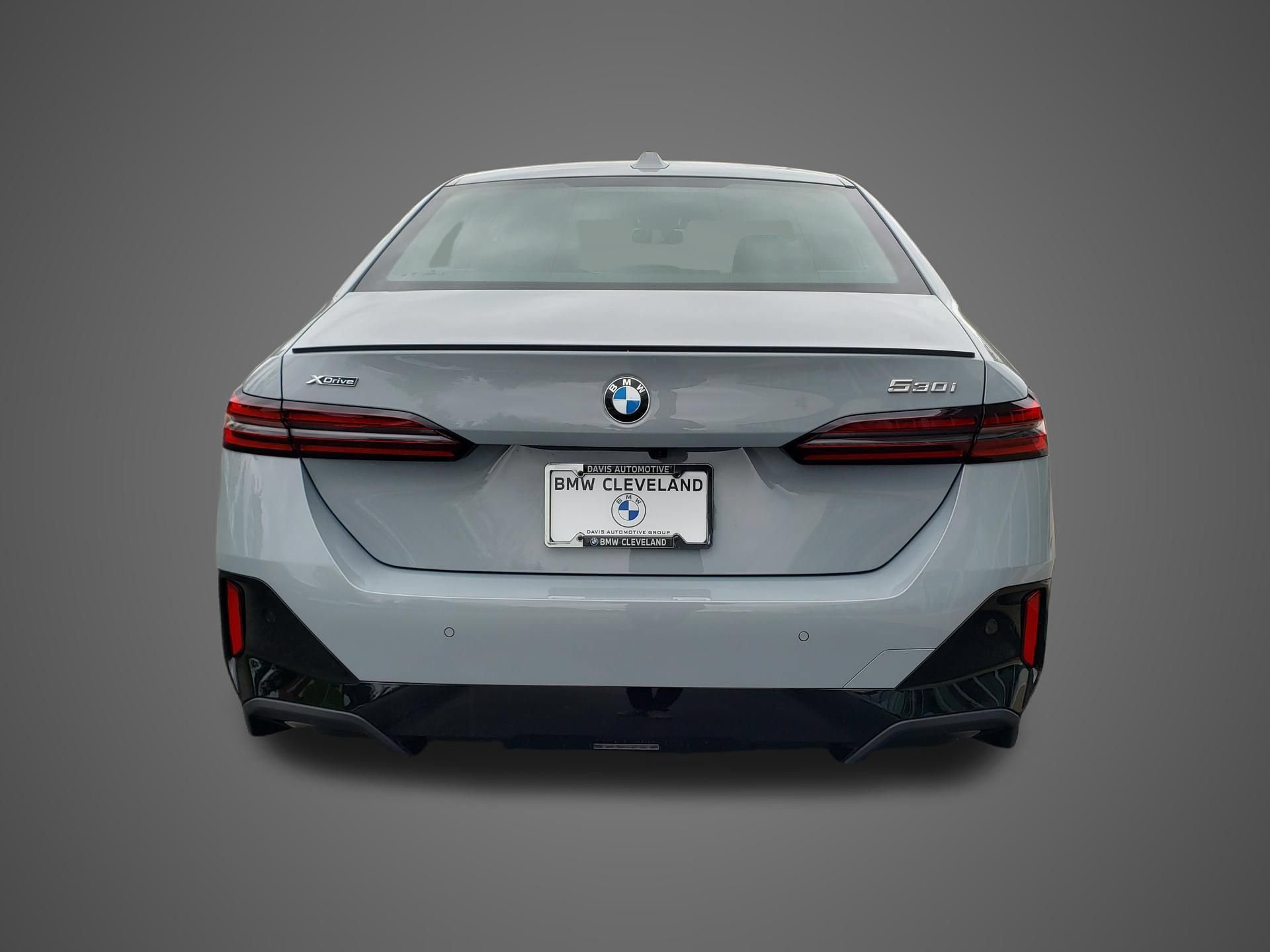 New 2027 BMW 530i xDrive w/ M Sport Package AWD/4WD image 6