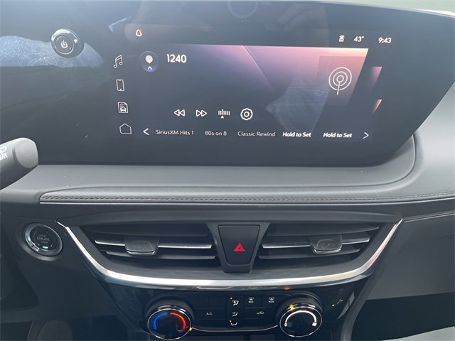 Used 2024 Buick Encore GX Sport Touring image 19