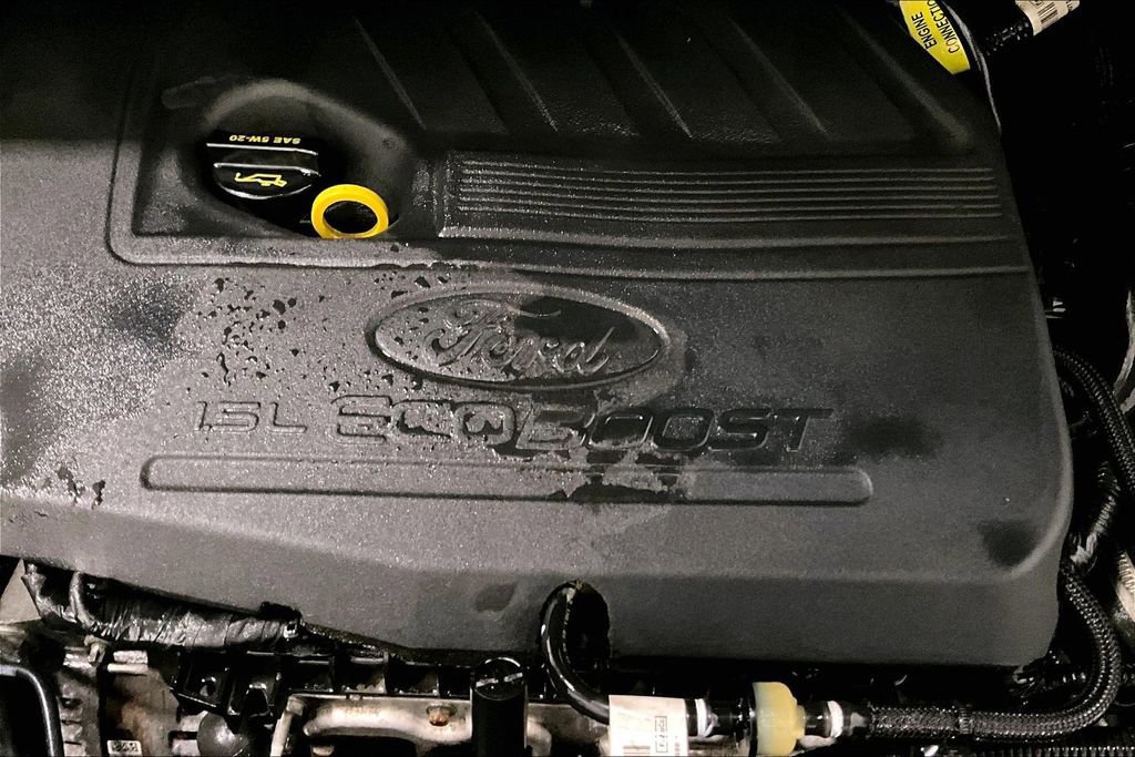 Used 2017 Ford Escape SE w/ Equipment Group 201A image 31