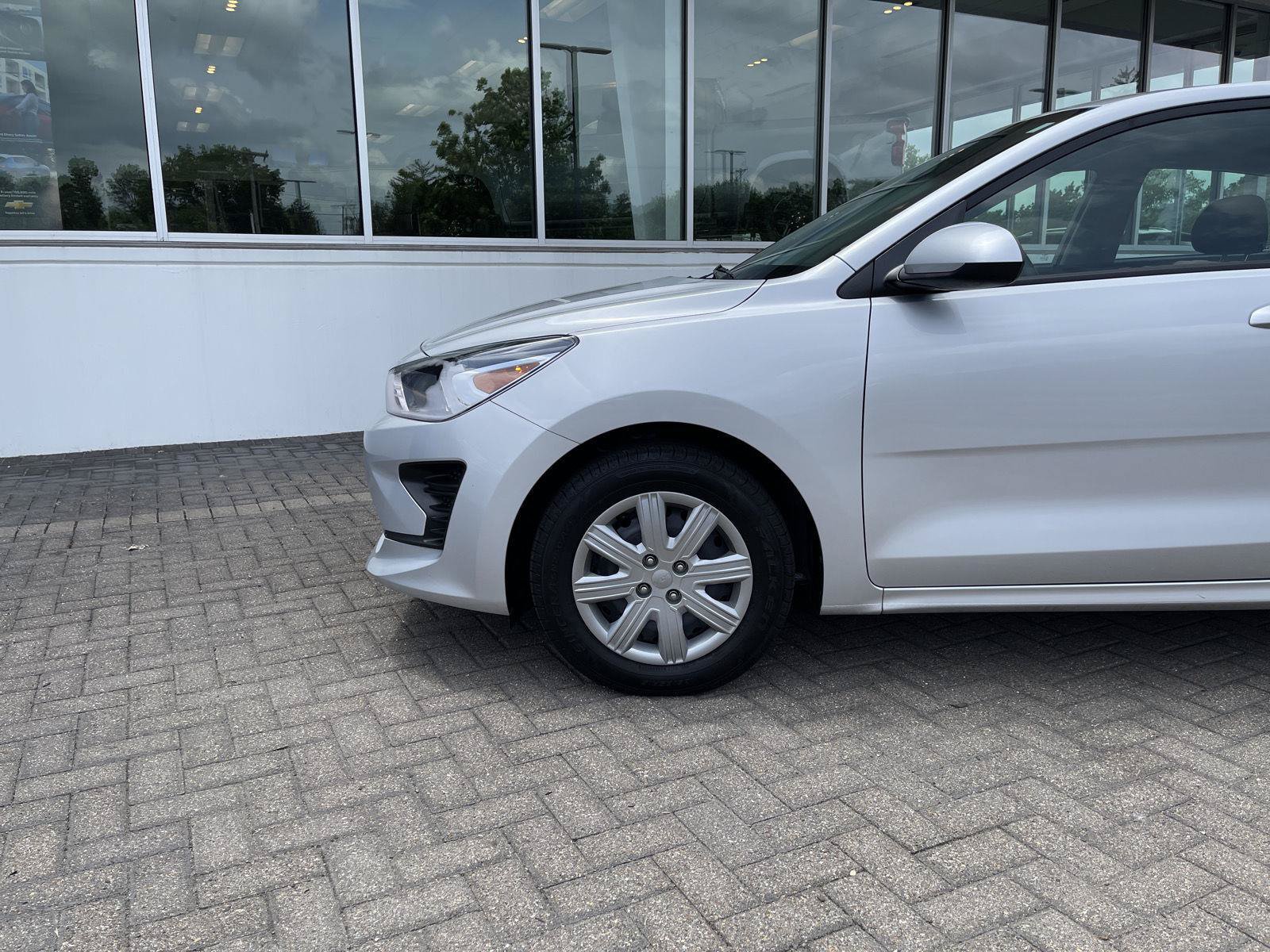 Used 2023 Kia Rio LX FWD image 9