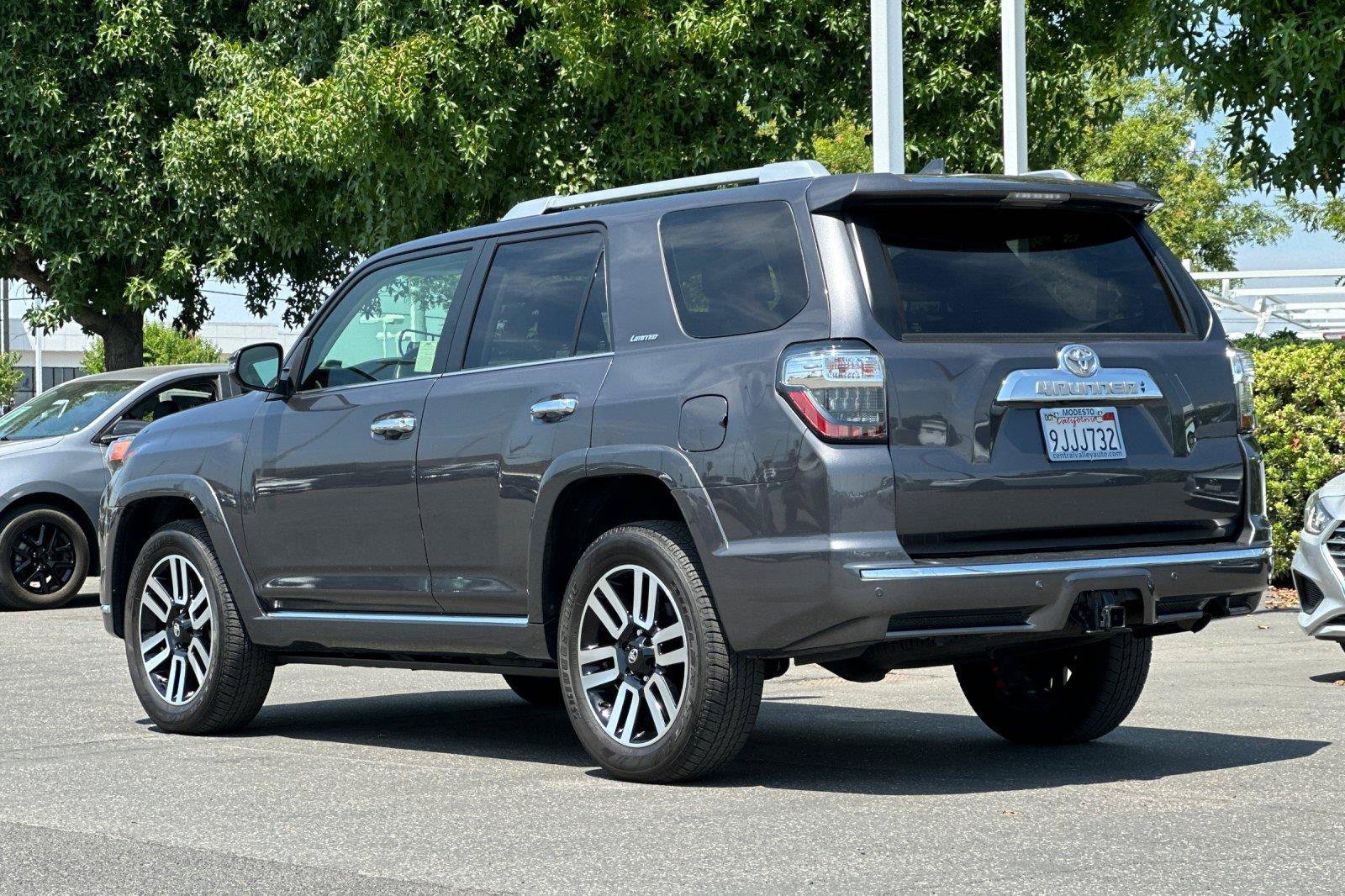 Used 2023 Toyota 4Runner Limited AWD/4WD image 6