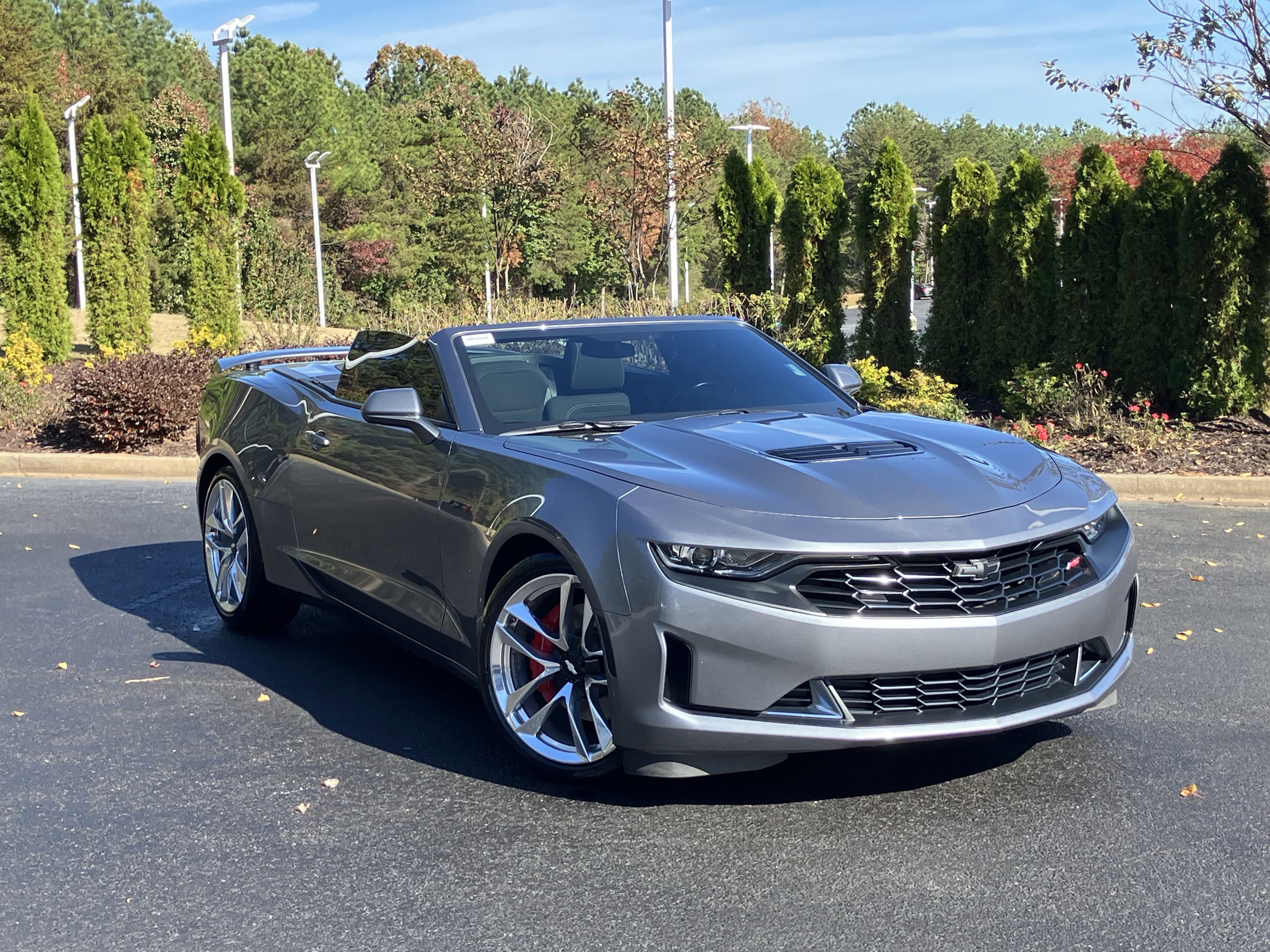 Used 2022 Chevrolet Camaro LT w/ RS Package image 2