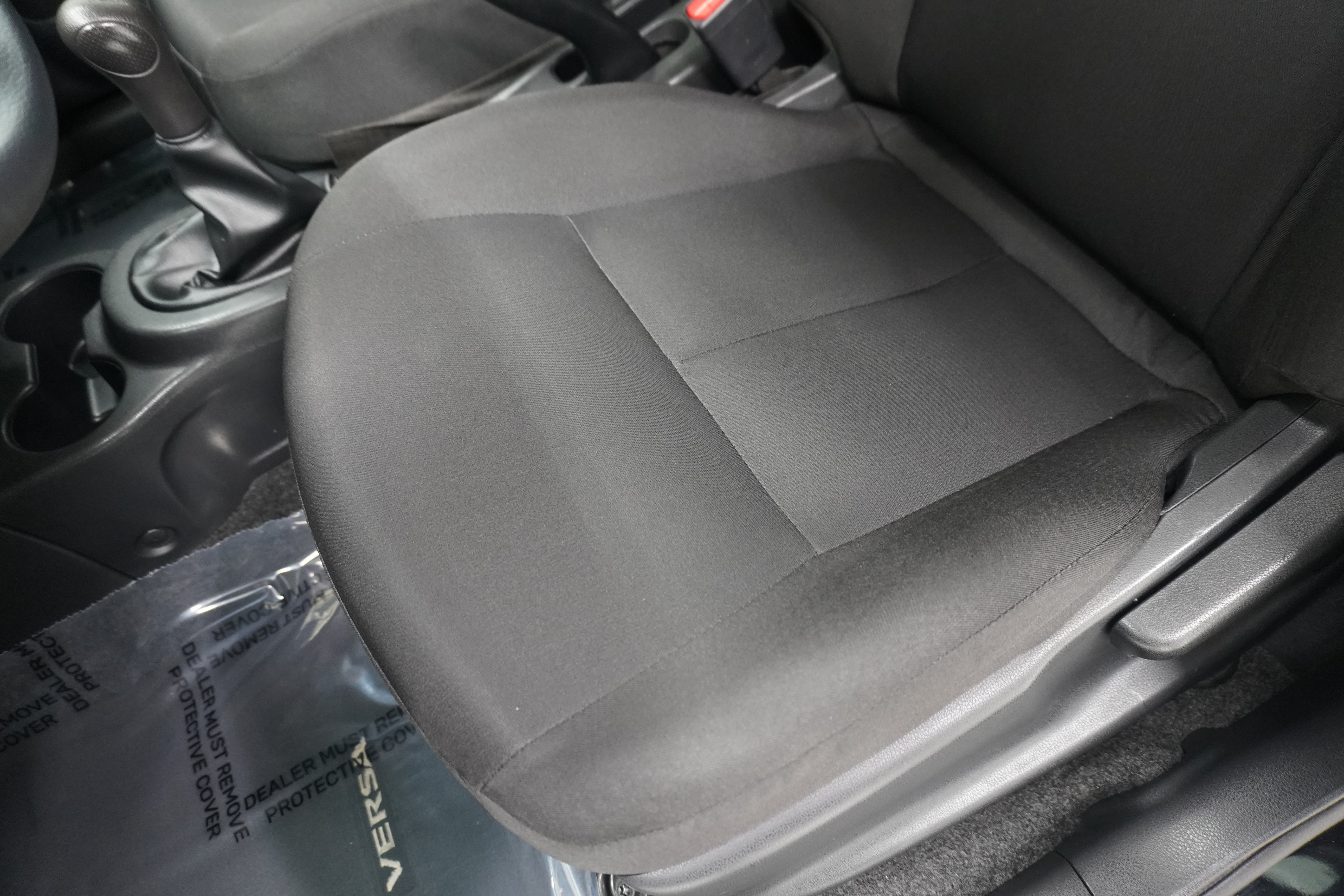 Used 2019 Nissan Versa S FWD image 12