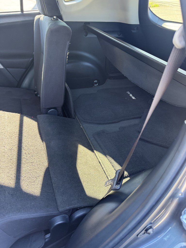 Used 2015 Toyota RAV4 XLE image 13