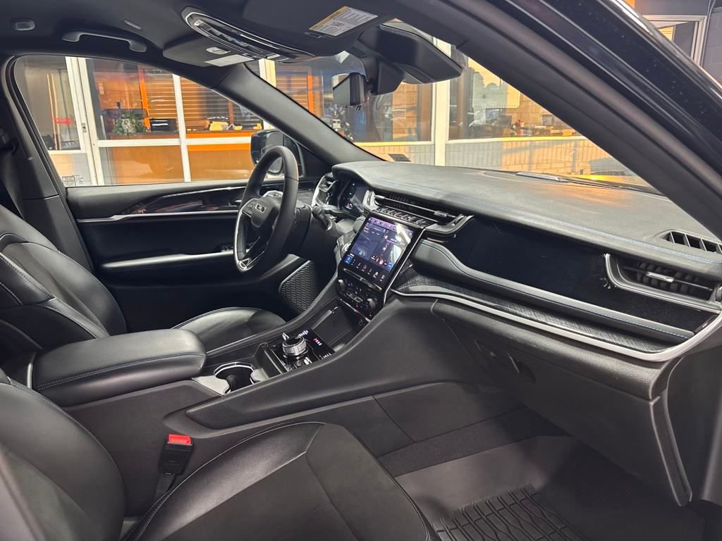 New 2024 Jeep Grand Cherokee Trailhawk w/ Advanced Protech Group II image 25