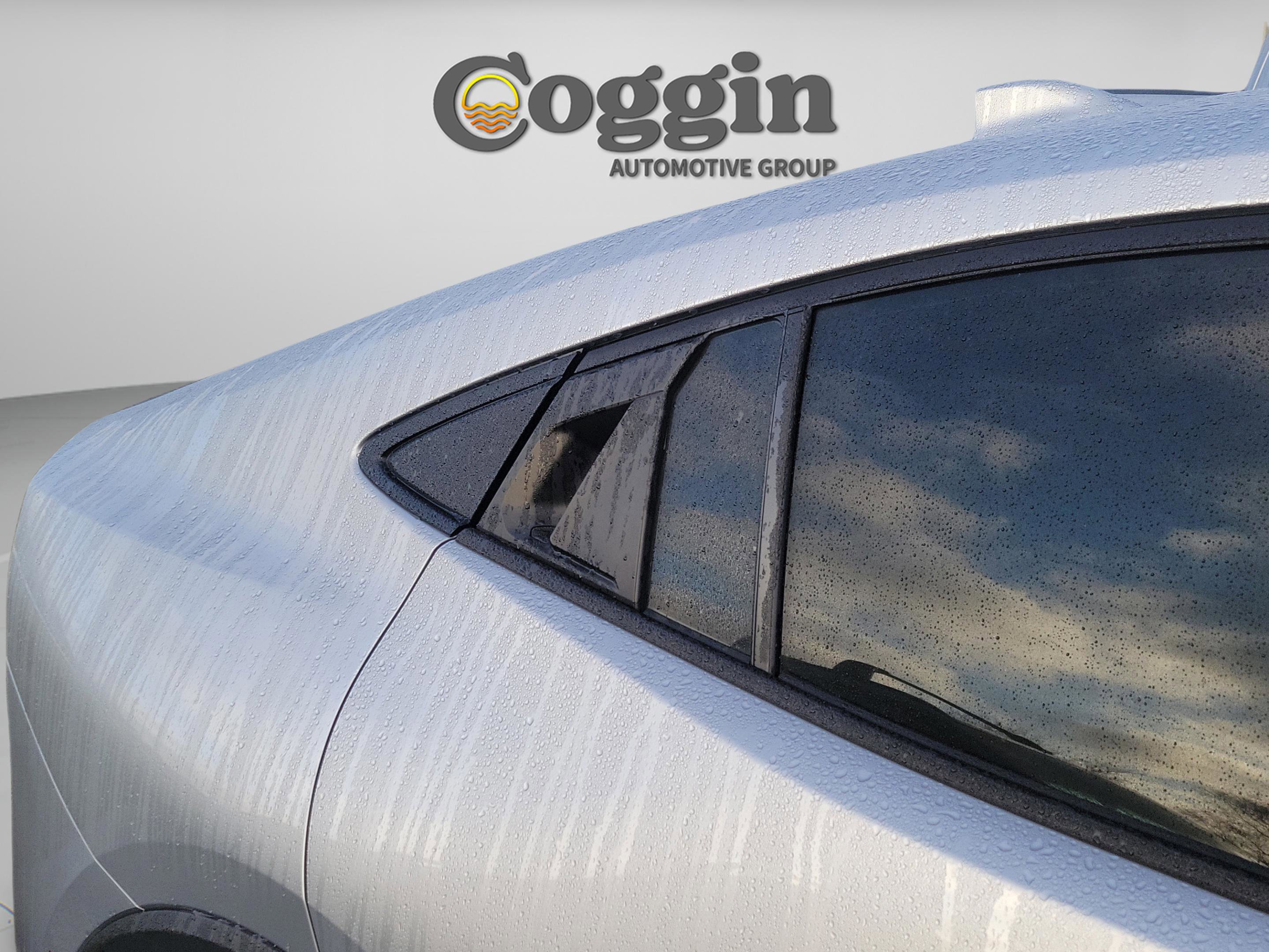 Used 2023 Toyota Prius LE image 25