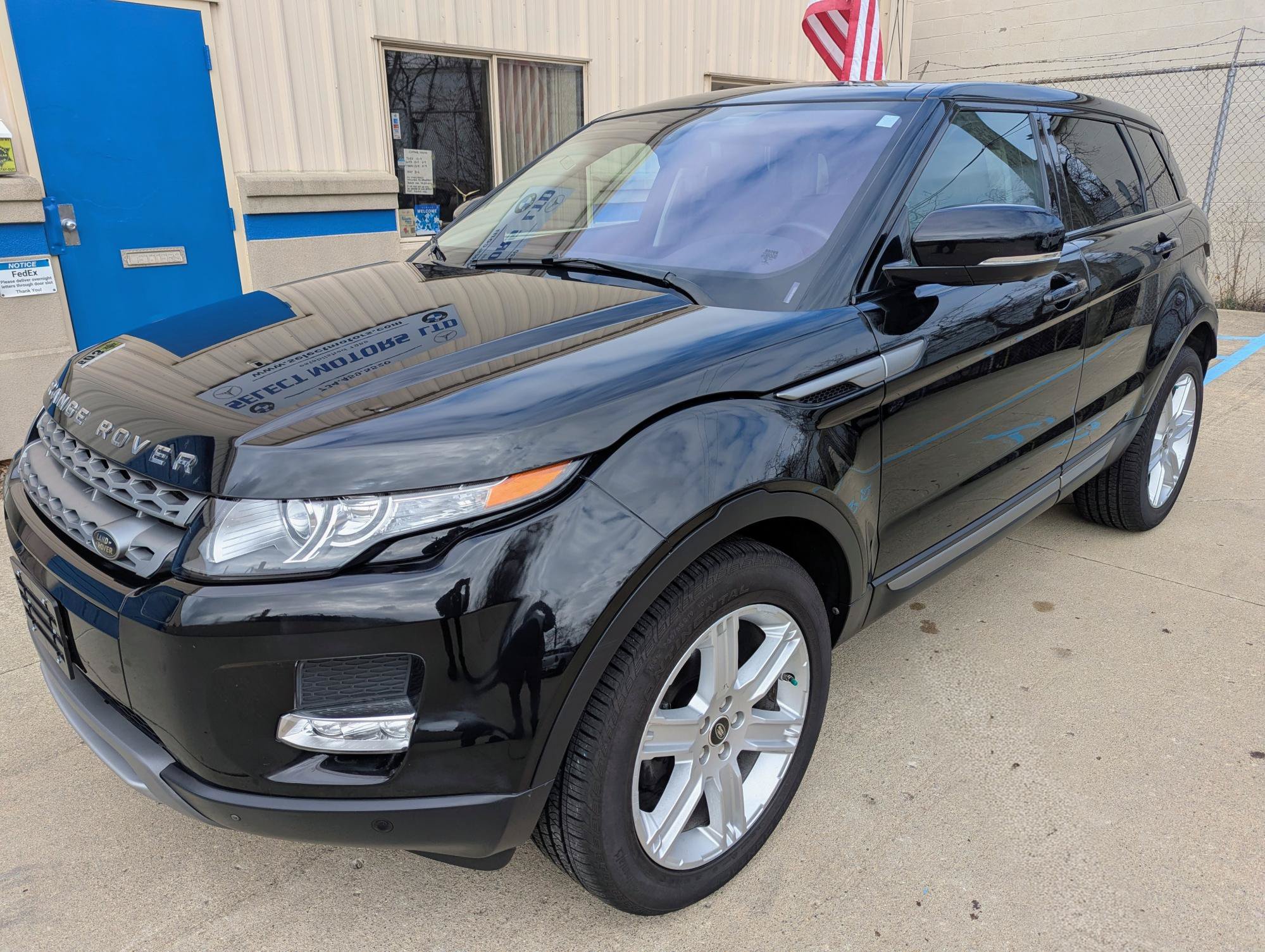 Used 2013 Land Rover Range Rover Evoque Pure Premium AWD/4WD image 1