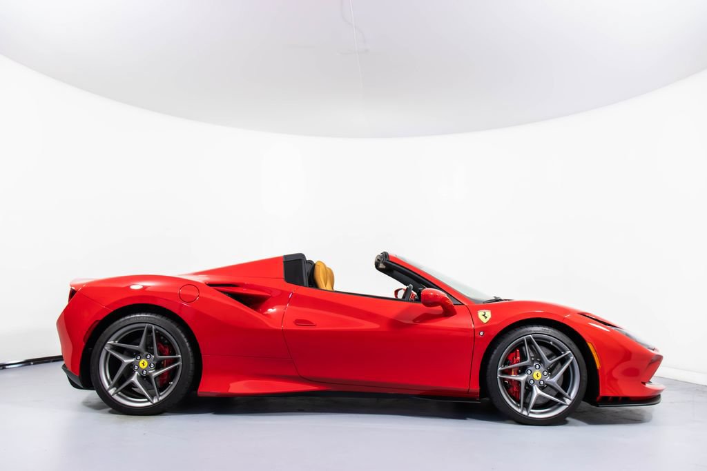 Certified 2023 Ferrari F8 Tributo RWD image 3