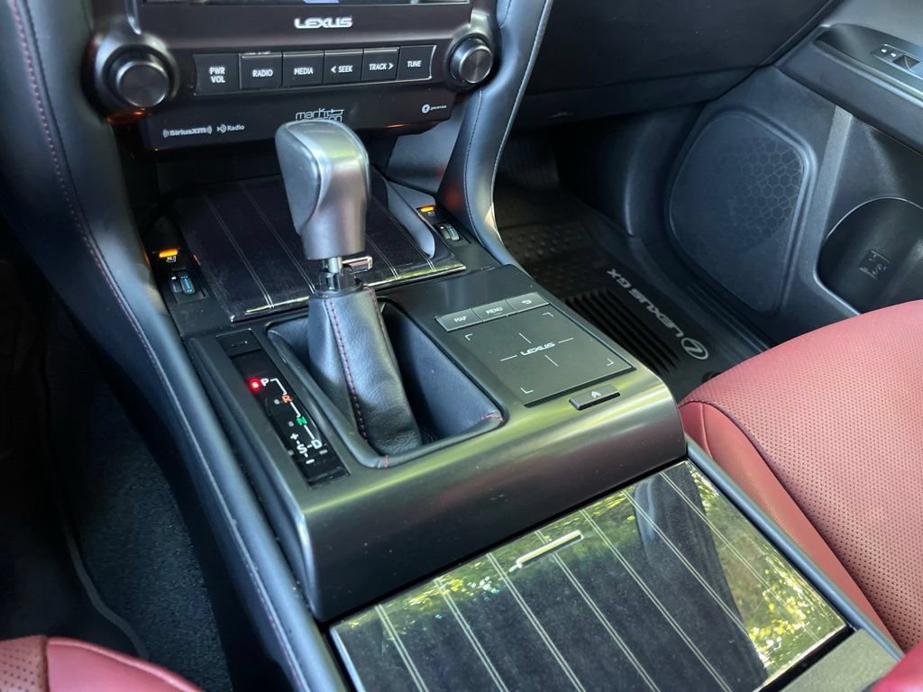 Used 2023 Lexus GX 460 Premium w/ Accessory Package AWD/4WD image 33