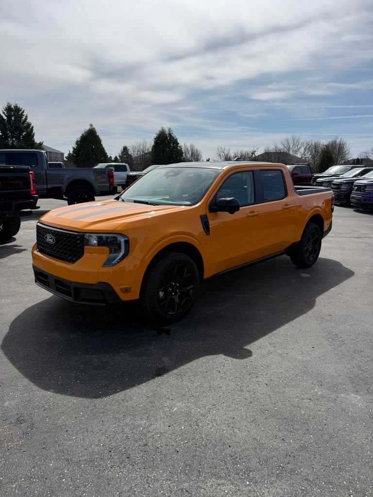 New 2026 Ford Maverick Lariat w/ Black Appearance Package image 5