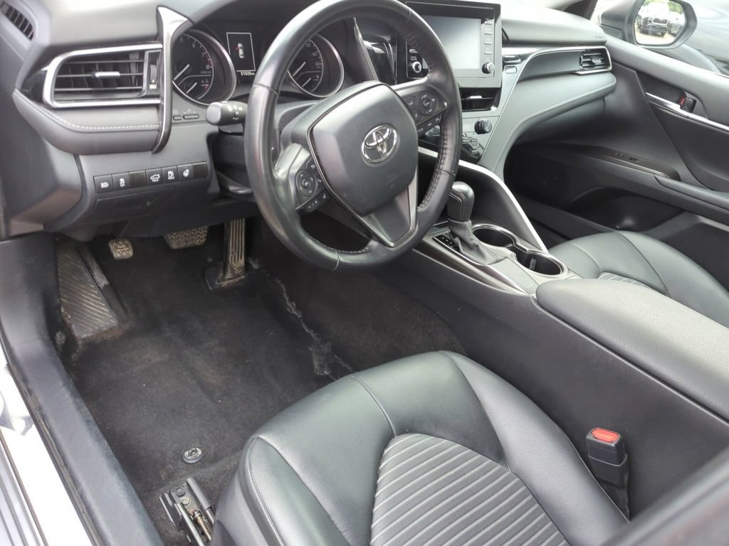 Used 2024 Toyota Camry SE FWD image 7