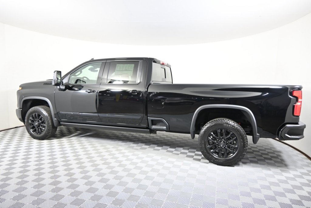 New 2026 Chevrolet Silverado 2500 High Country w/ High Country Premium Package image 3