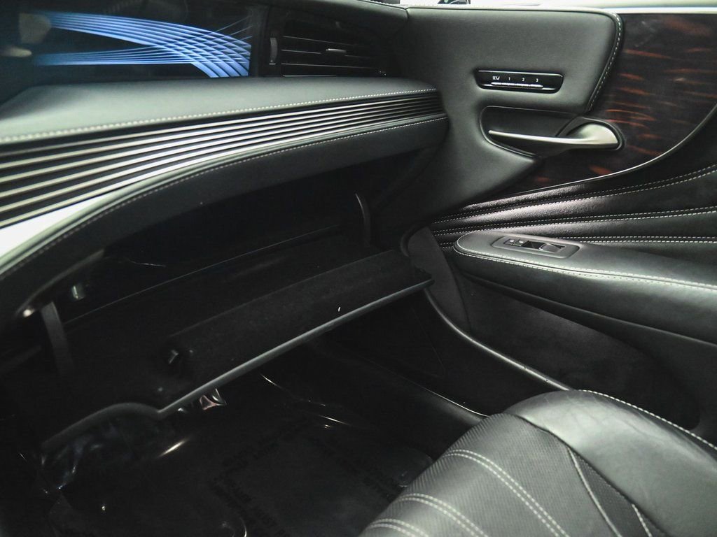 Used 2019 Lexus LS 500 AWD w/ Luxury Package image 17