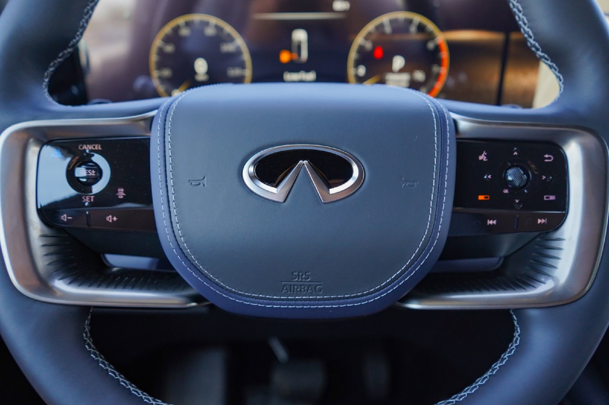 New 2026 INFINITI QX80 4WD image 10