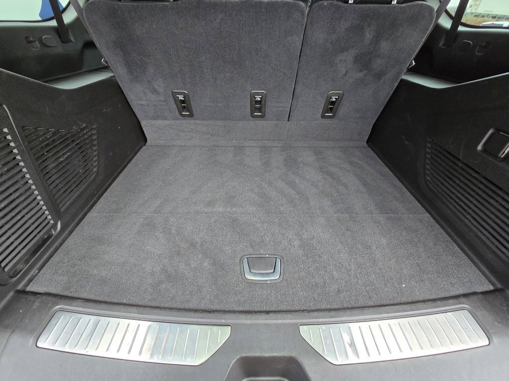 Used 2021 GMC Yukon XL Denali image 33