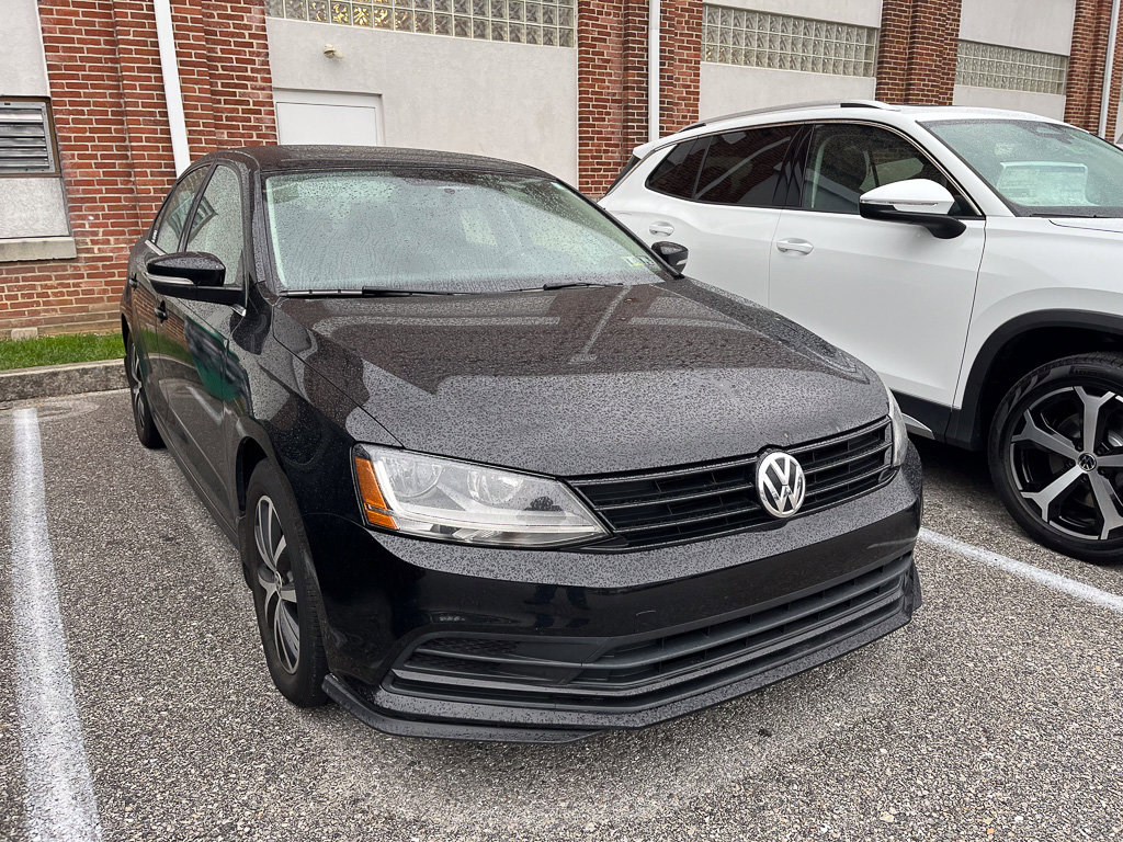 Used 2017 Volkswagen Jetta SE