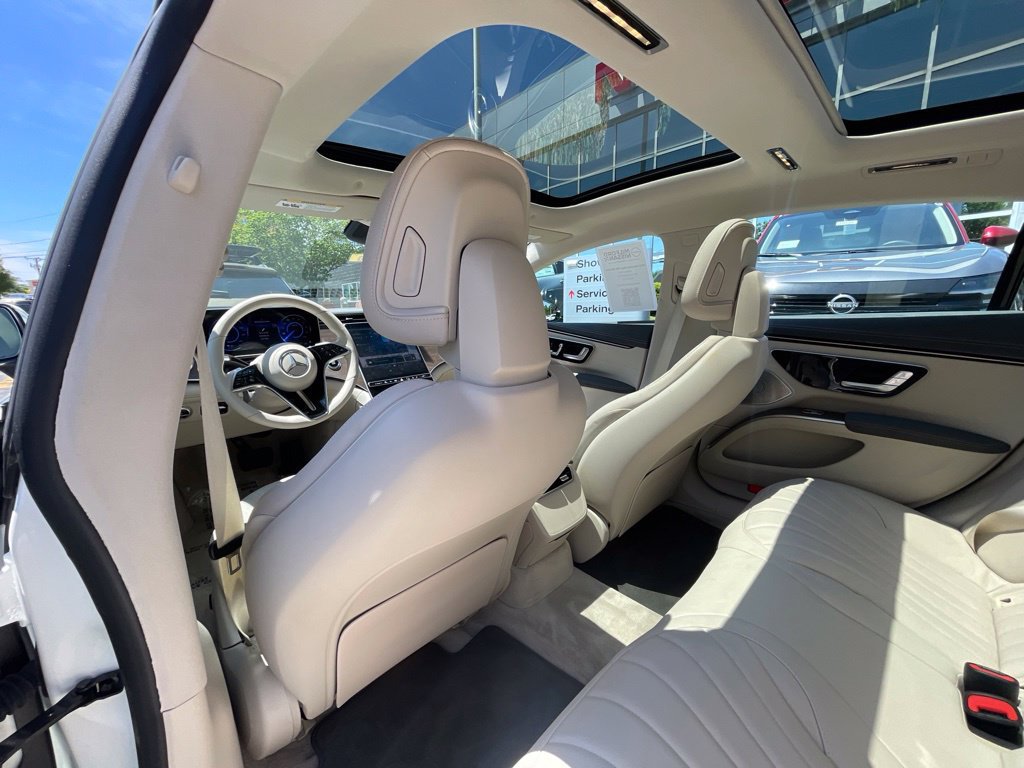 Used 2022 Mercedes-Benz EQS 450+ Sedan image 18