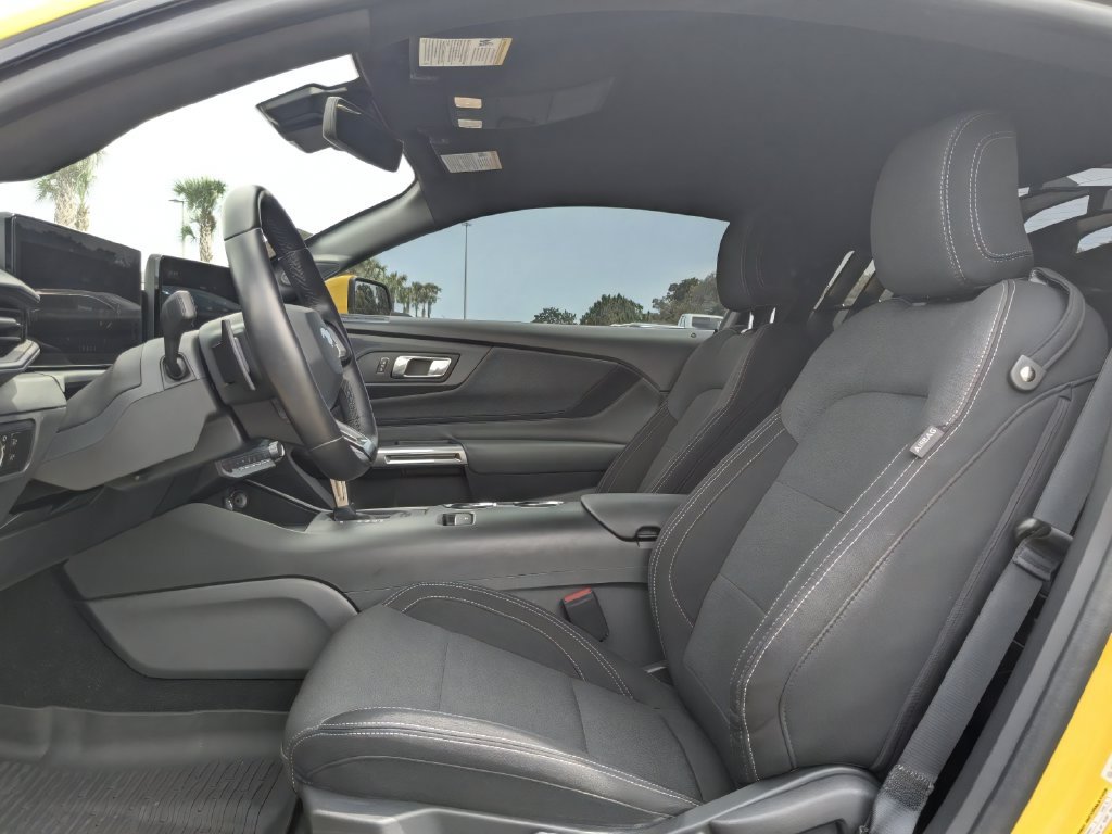 Used 2024 Ford Mustang GT RWD image 18