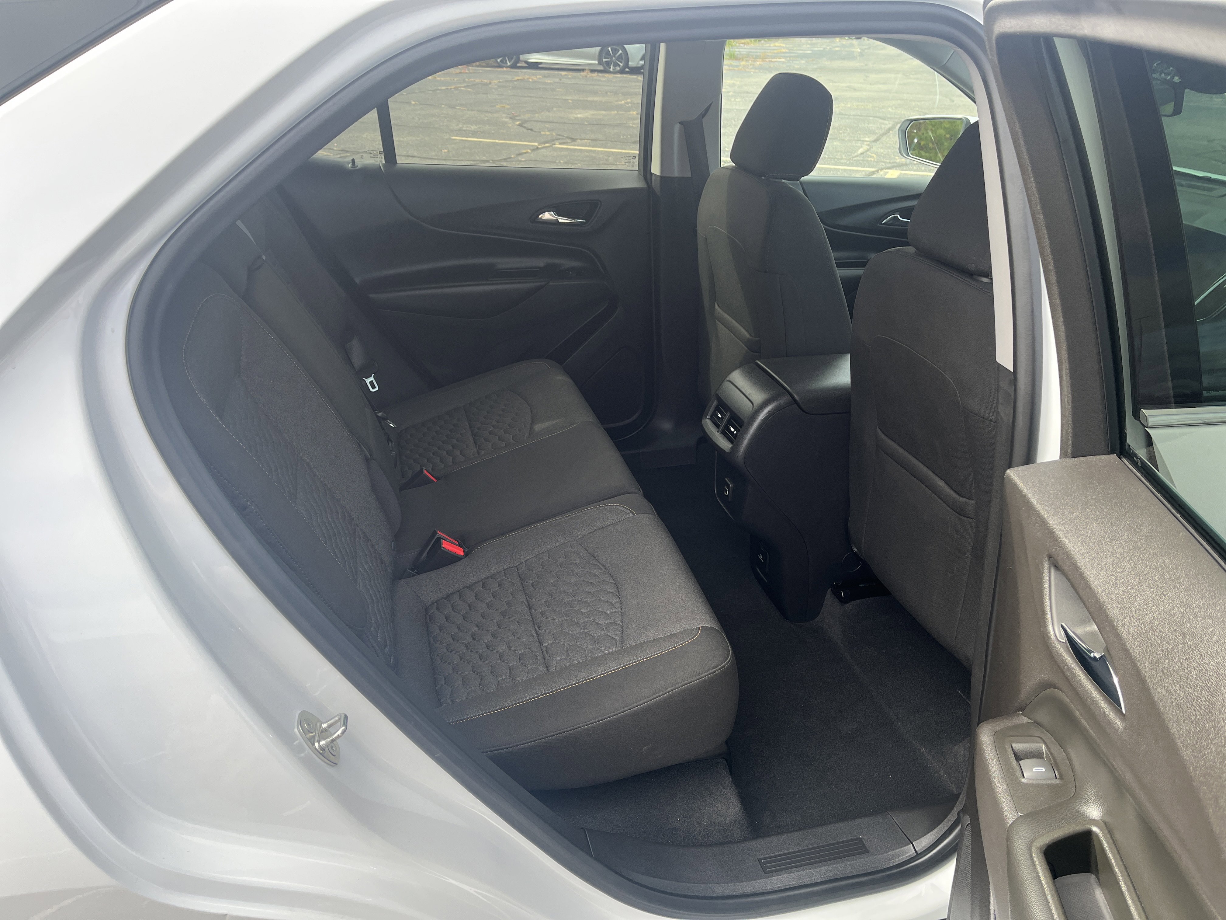 Used 2020 Chevrolet Equinox LT image 15