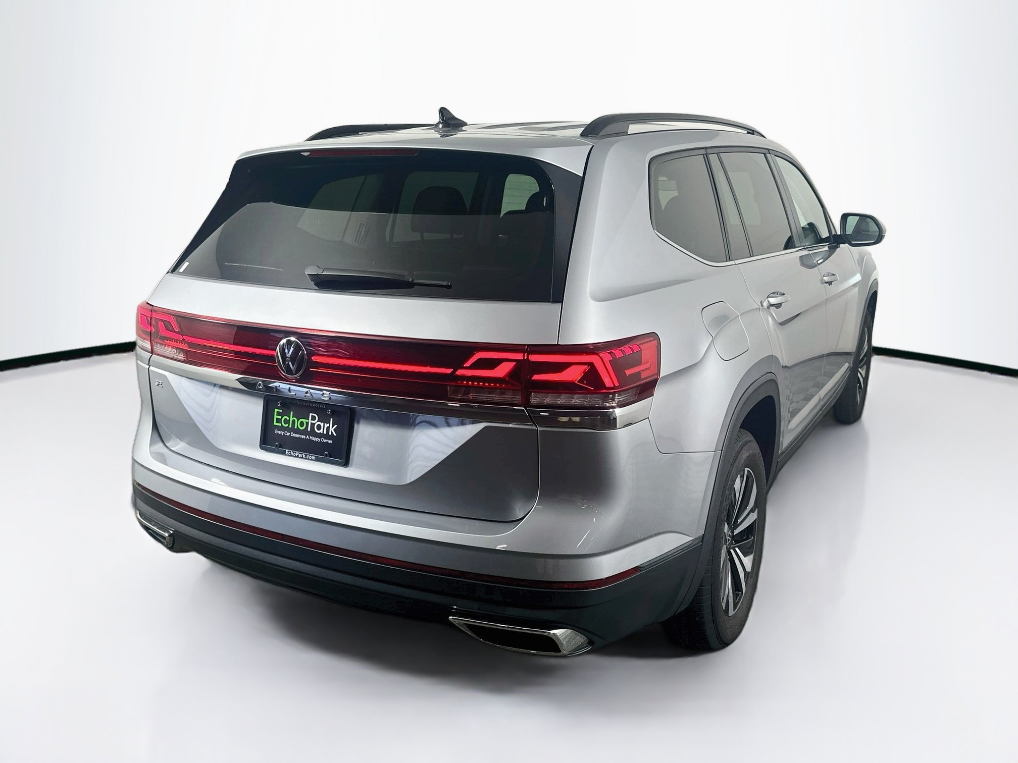 Used 2024 Volkswagen Atlas SE FWD image 9