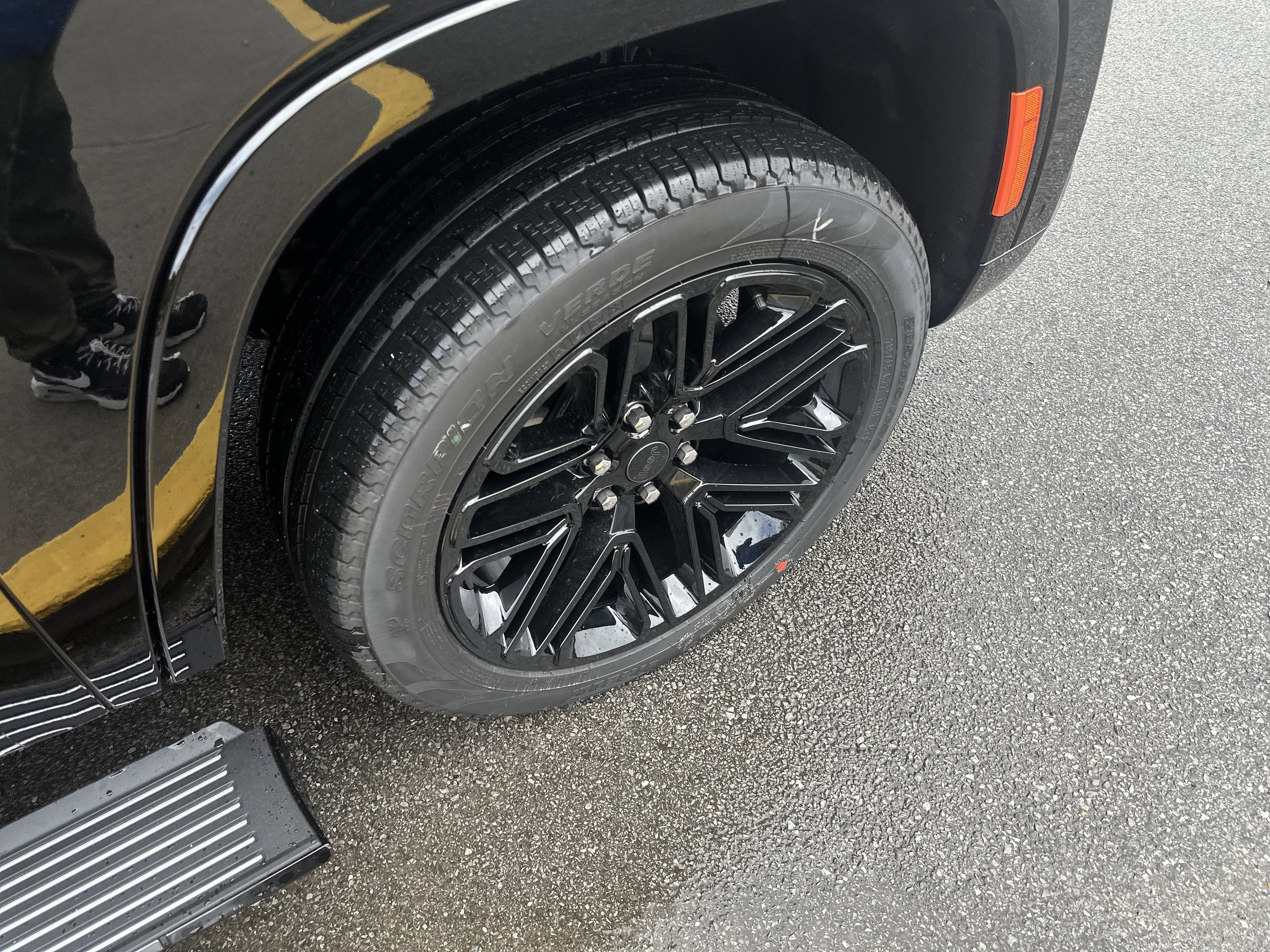 New 2026 Jeep Grand Wagoneer L Limited AWD/4WD image 36