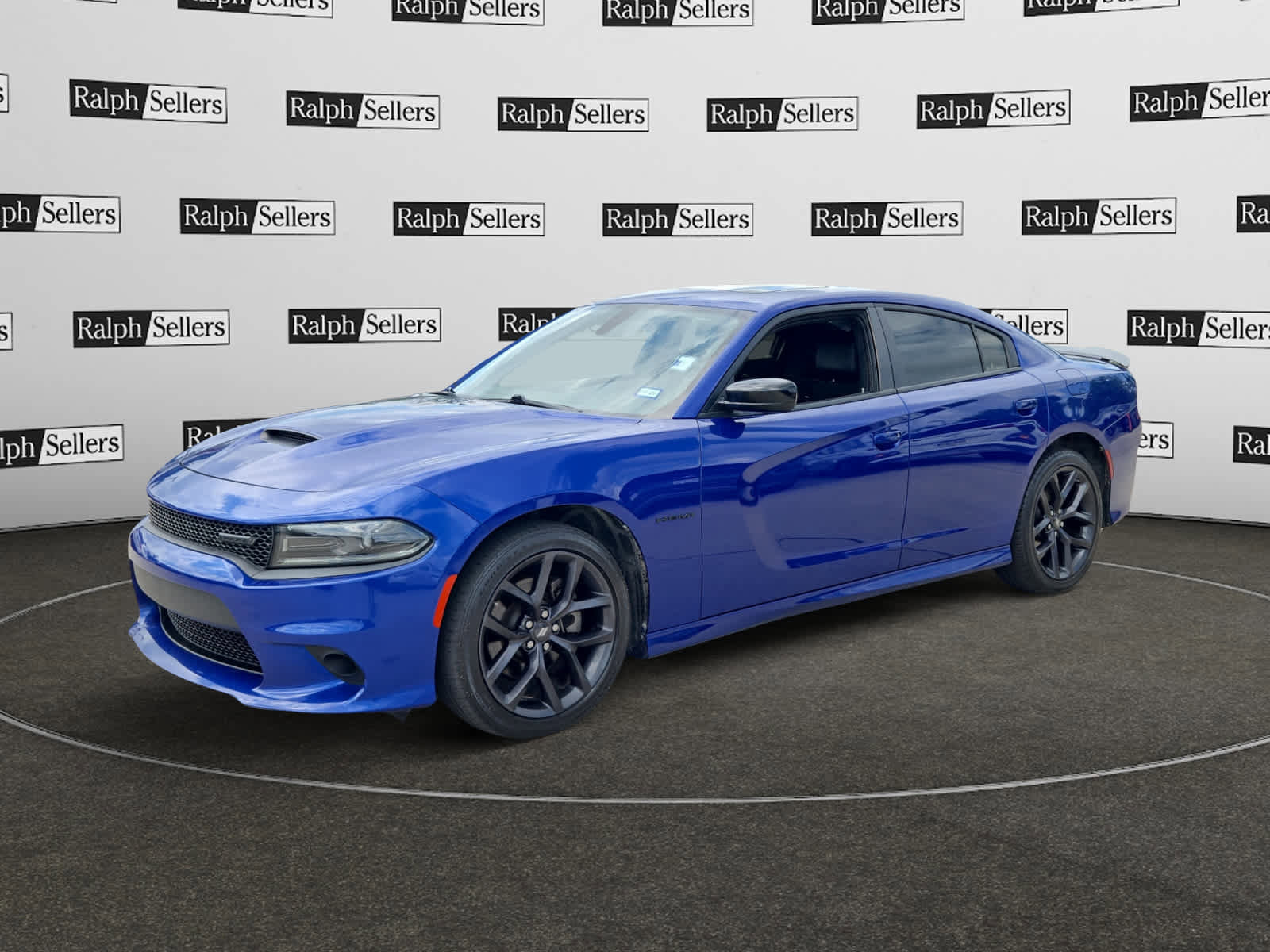 Used 2022 Dodge Charger R/T w/ Plus Group RWD image 2