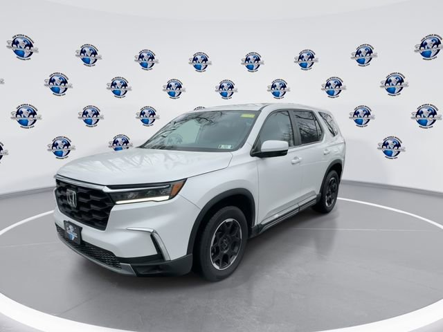 Used 2025 Honda Pilot EX-L image 4