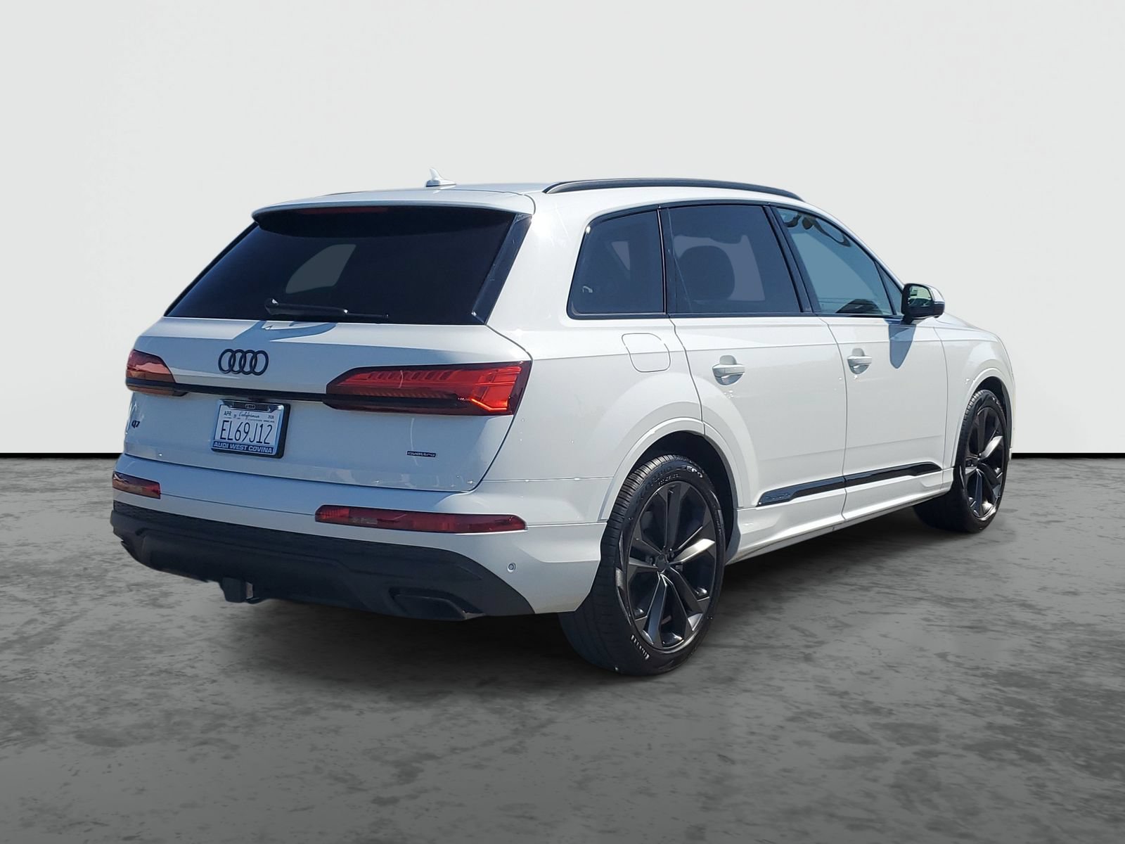 Used 2026 Audi Q7 3.0T Premium Plus w/ Premium Plus Package AWD/4WD image 4