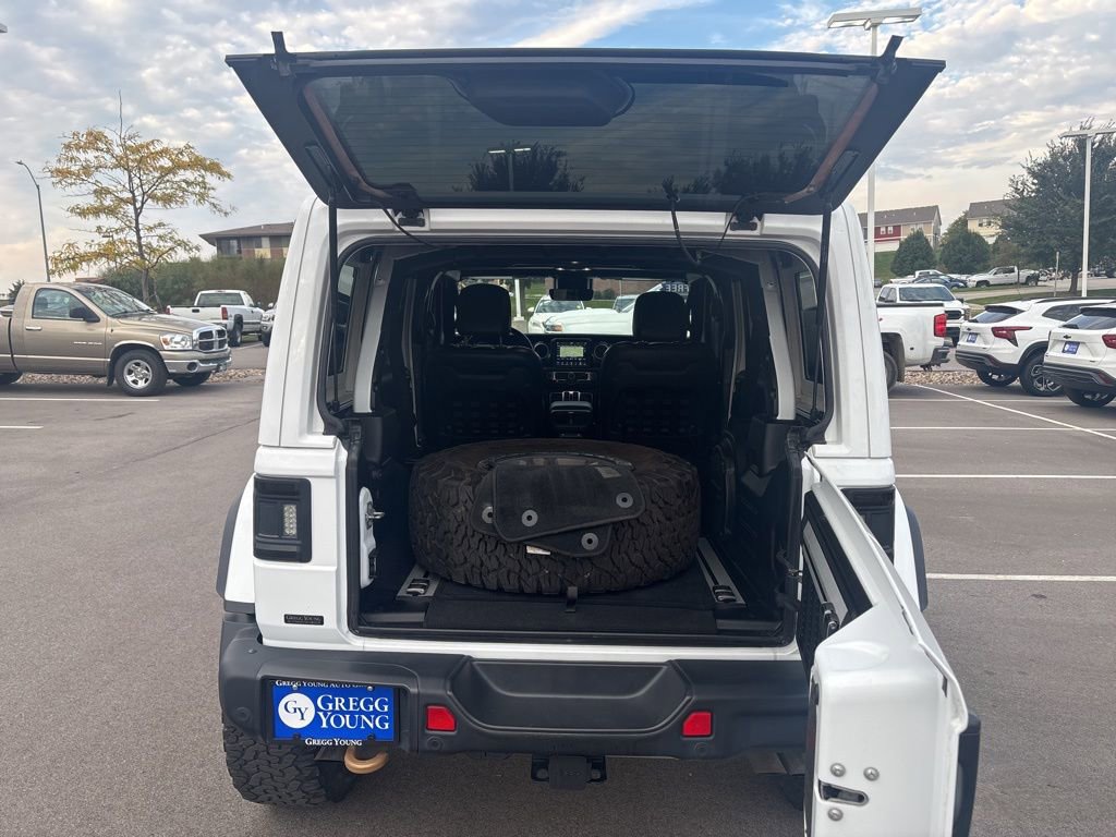 Used 2022 Jeep Wrangler Unlimited Rubicon w/ Xtreme Recon 35" Tire Package image 12