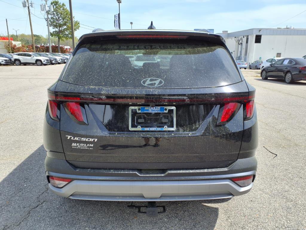 Used 2025 Hyundai Tucson SEL FWD image 4