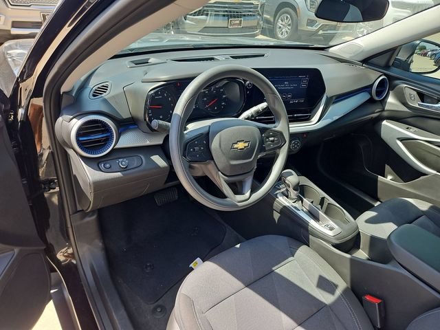 Used 2026 Chevrolet Trax LS FWD image 10