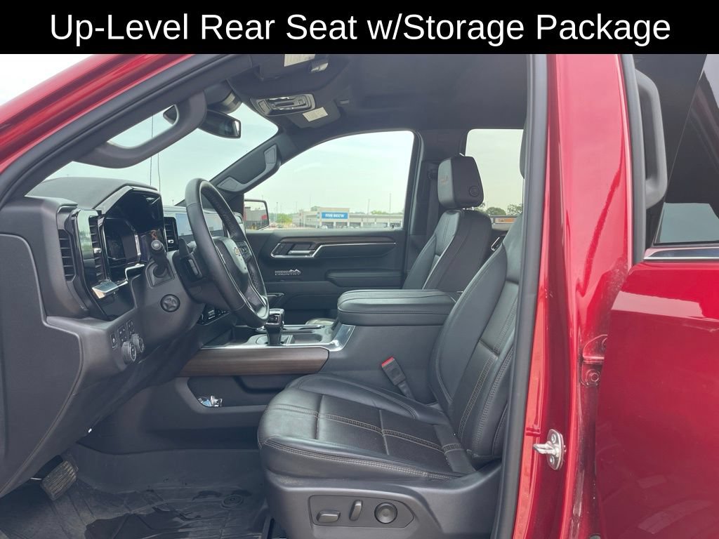 Used 2025 Chevrolet Silverado 1500 High Country AWD/4WD image 12