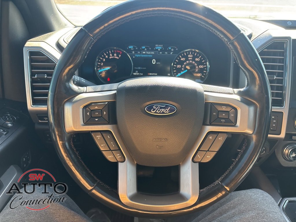 Used 2018 Ford F150 Platinum w/ Equipment Group 701A Luxury image 17